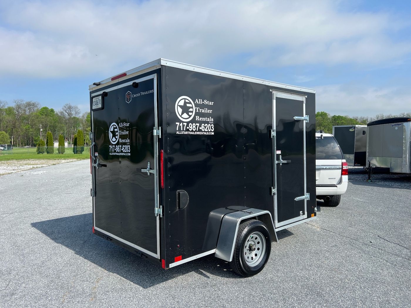 6x10 enclosed 