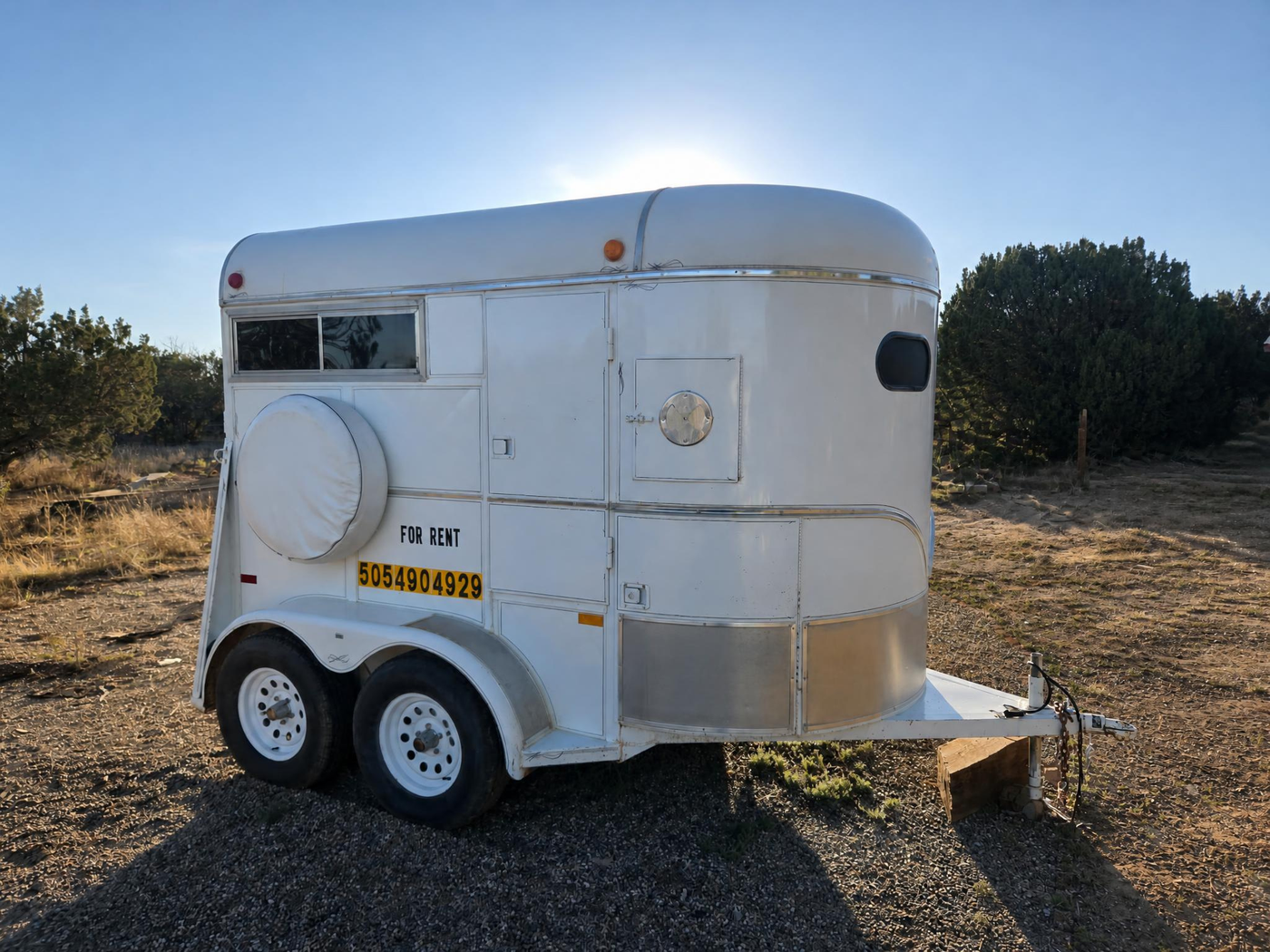 Horse Trailer 2