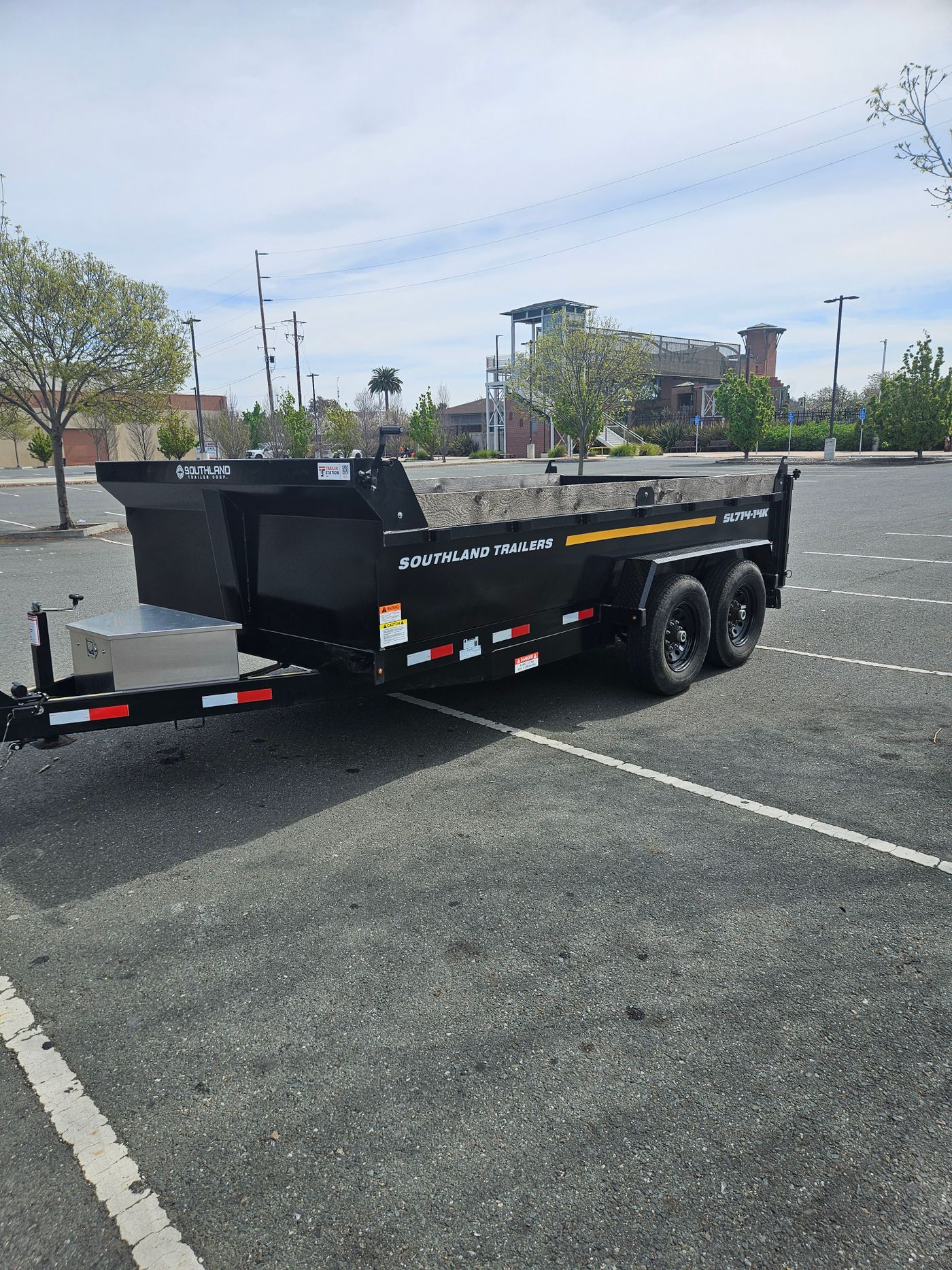 14' Dump Trailer - 7 Yard