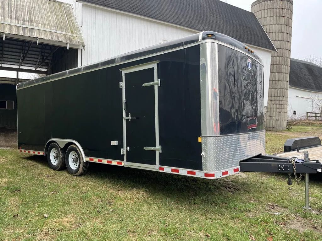 22ft Enclosed Trailer