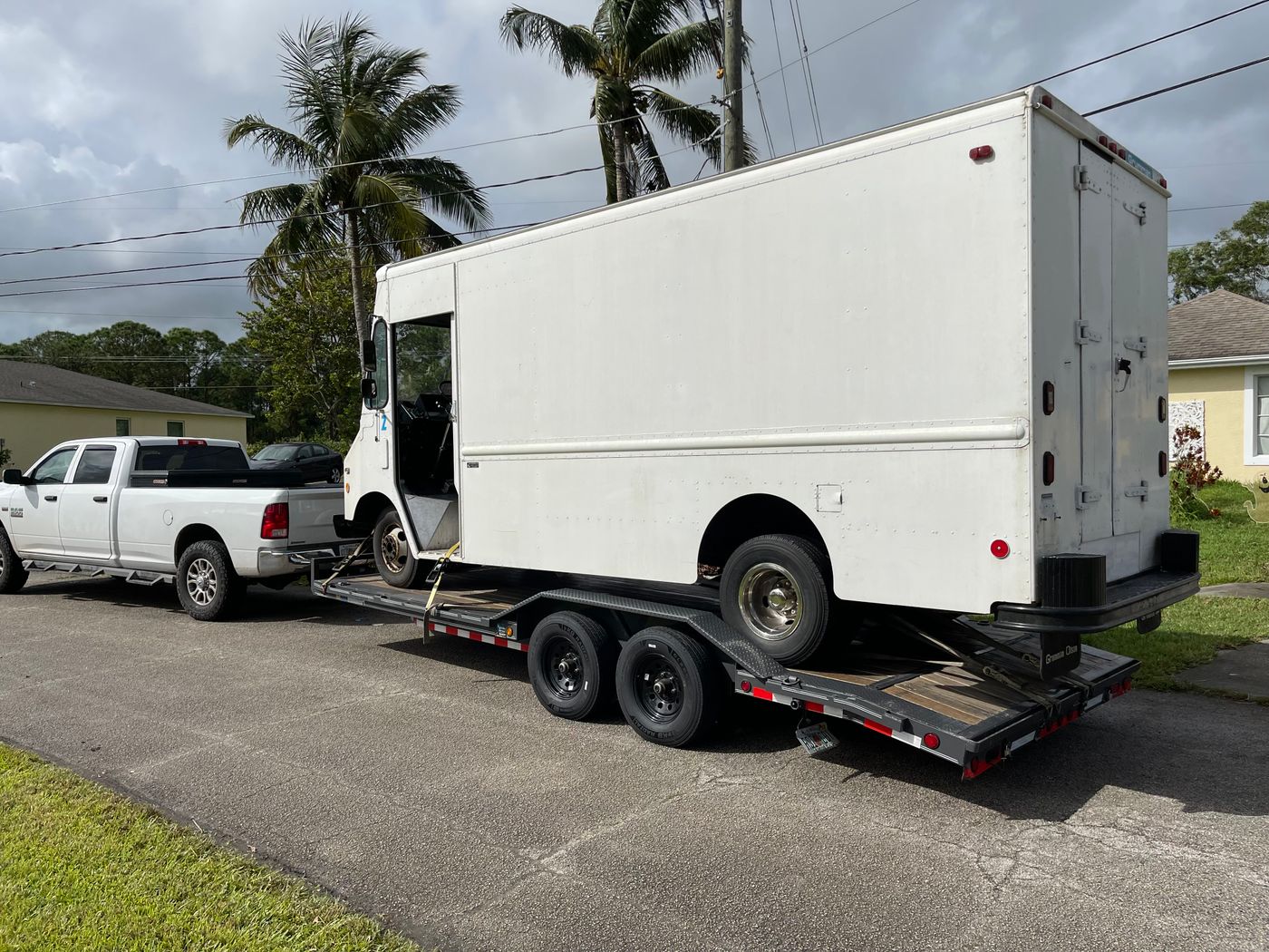 Alonzo Trailer Rentals